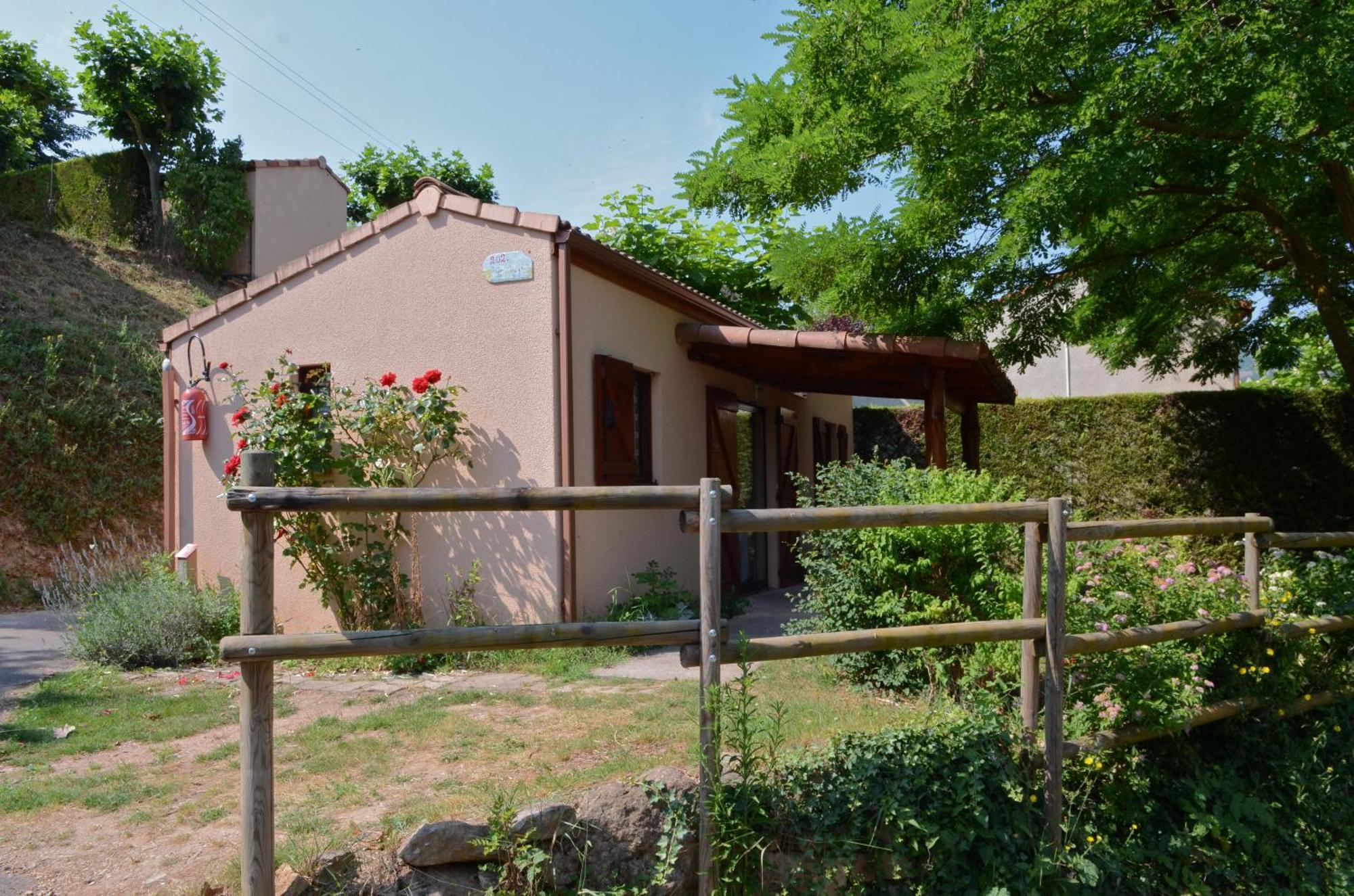 Camping Cascade Aveyron Saint-Rome-de-Tarn Exterior photo