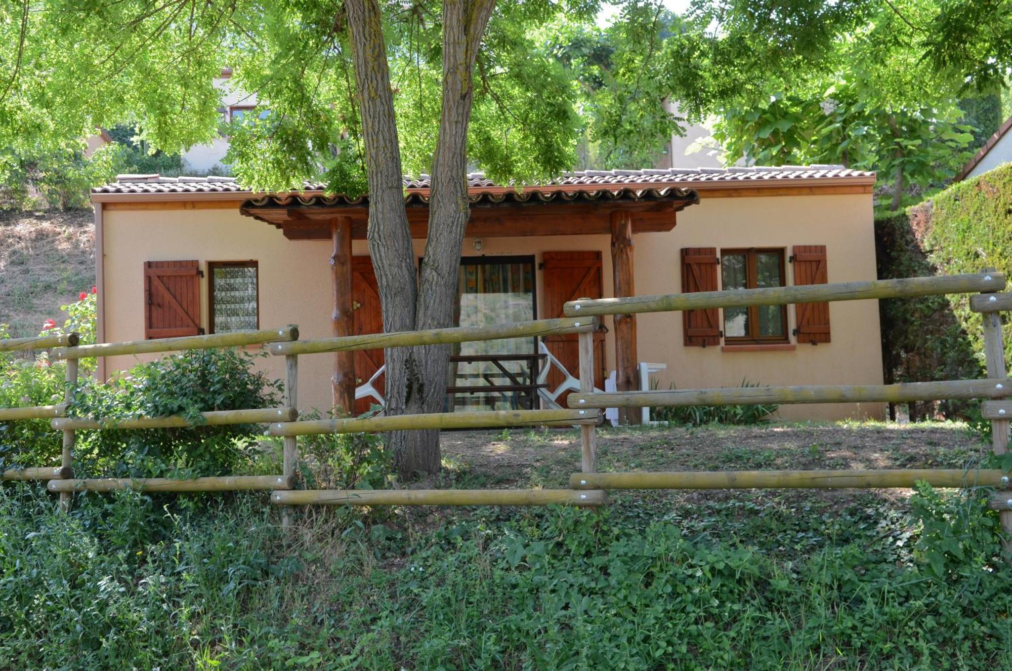 Camping Cascade Aveyron Saint-Rome-de-Tarn Exterior photo